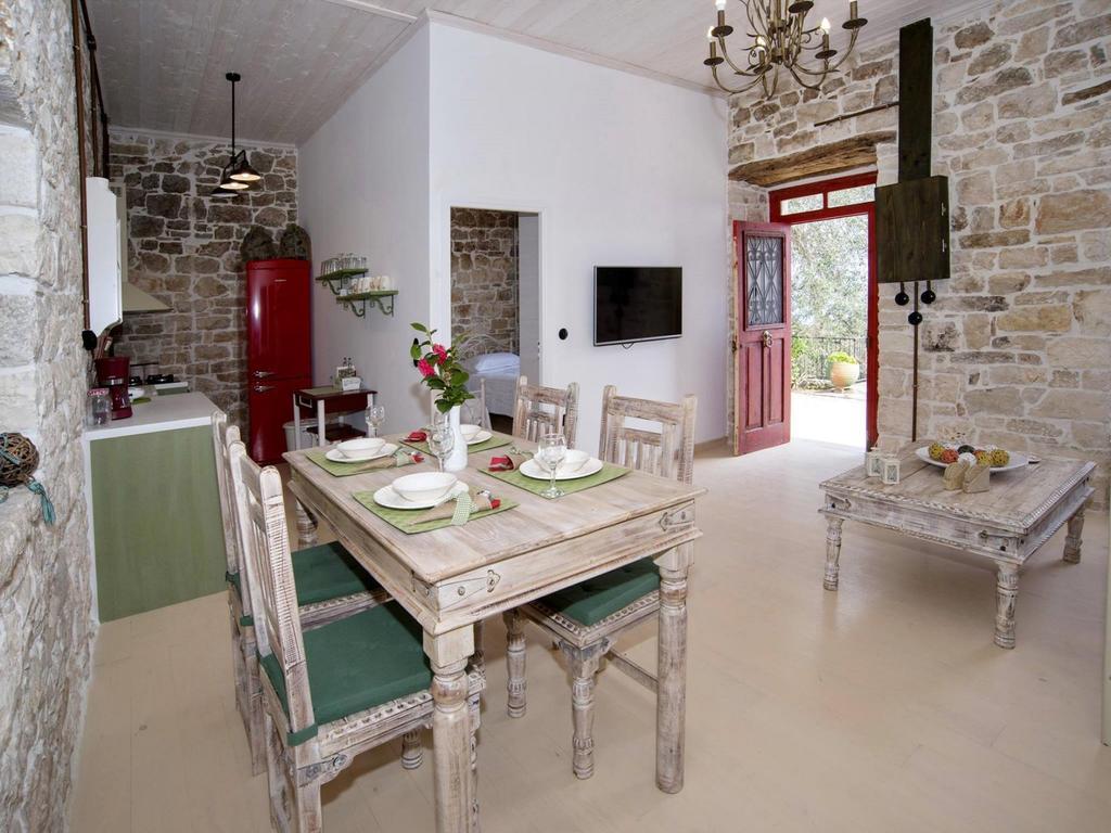 Villa Eleonas Ieromonachos Bagian luar foto