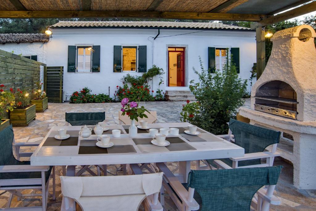 Villa Eleonas Ieromonachos Bagian luar foto