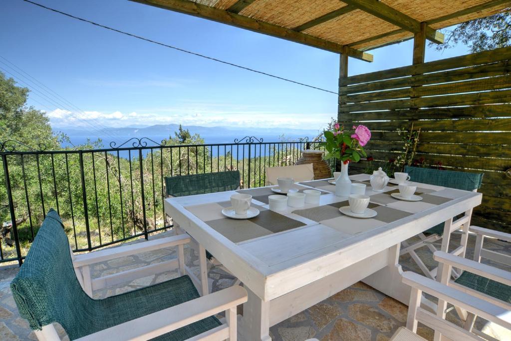 Villa Eleonas Ieromonachos Bagian luar foto