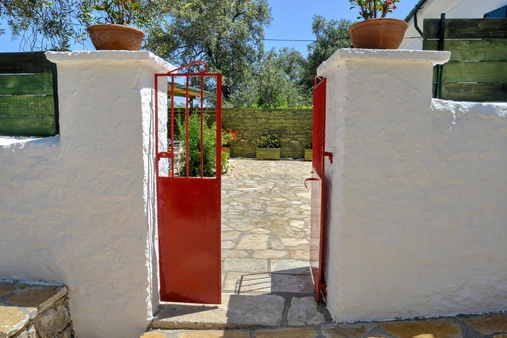 Villa Eleonas Ieromonachos Bagian luar foto